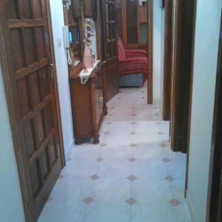 Eli Apartment *